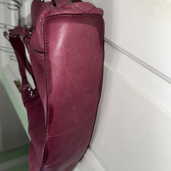 B Makowsky Mauve/Burgundy Large Soft Supple Pebbled Leather Shoulder Bag Purse - Picture 4 of 15